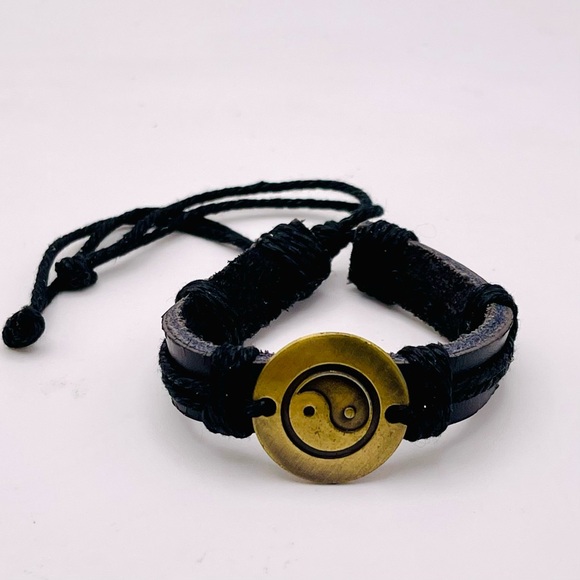 Handcrafted Black Leather Adjustable Cord Bracelet With Brass Yin Yang Unisex - Picture 9 of 12